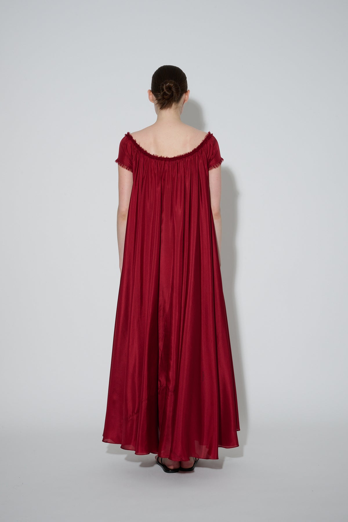 Lady of Shallot Dress Bordeaux