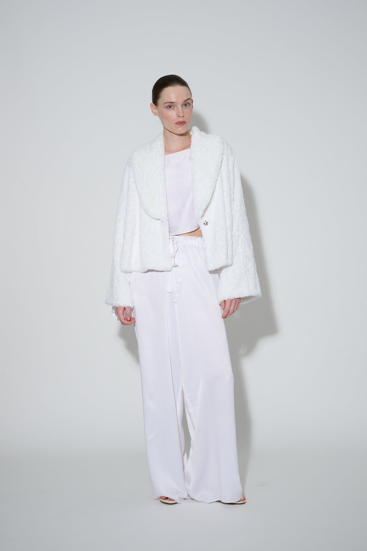 JaneBooke Jacket Faux Fur and Silk Bed Jacket White