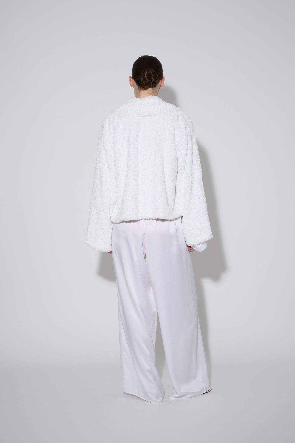 JaneBooke Jacket Faux Fur and Silk Bed Jacket White