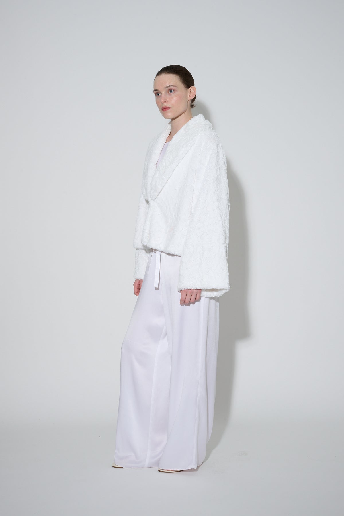 JaneBooke Jacket Faux Fur and Silk Bed Jacket White